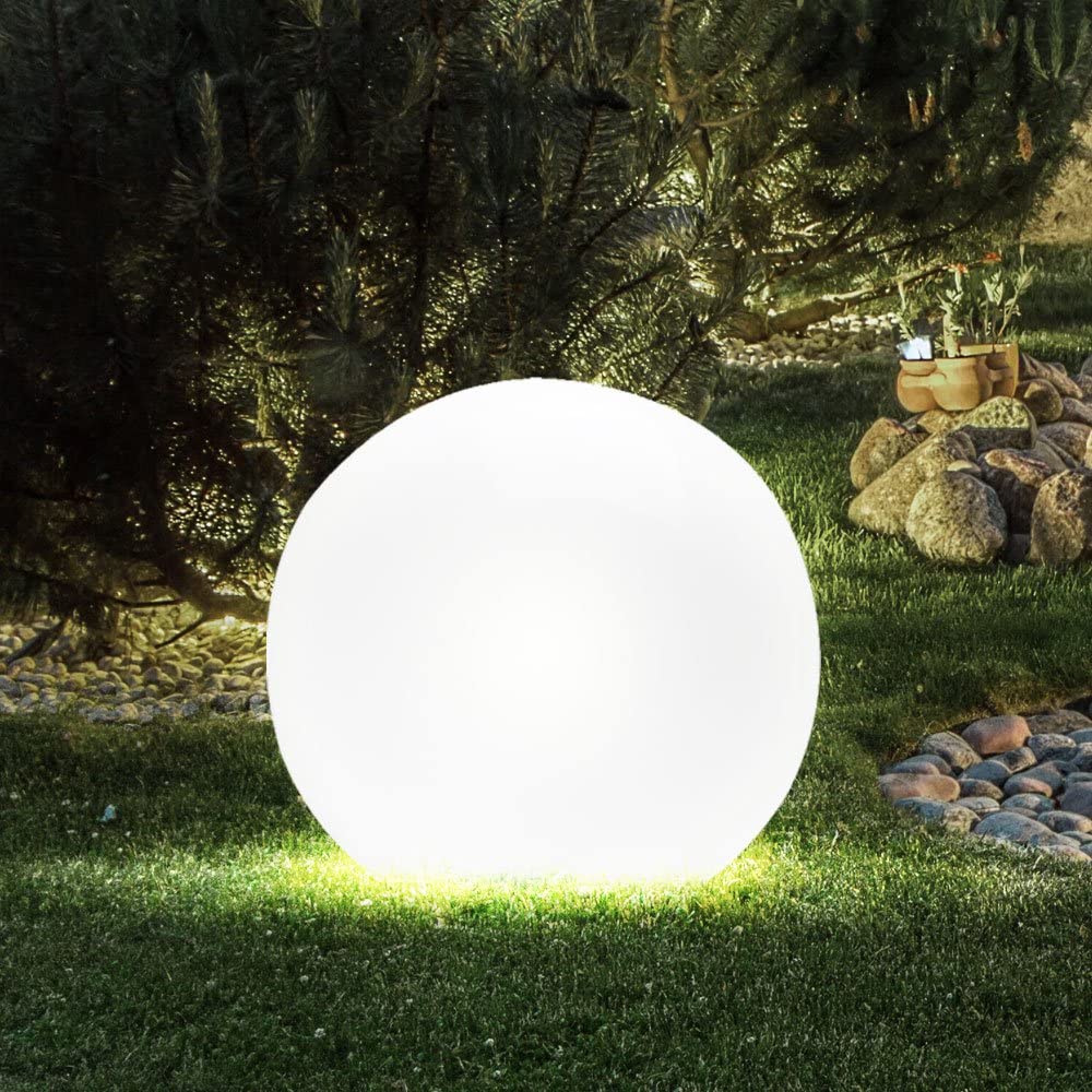 Lunora Sphere – Light That Lives in Your Garden