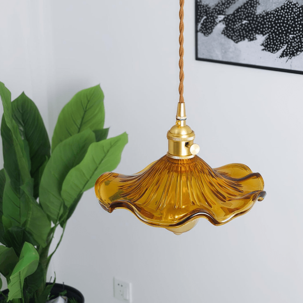 Aurelune – A Glow of Timeless Grace