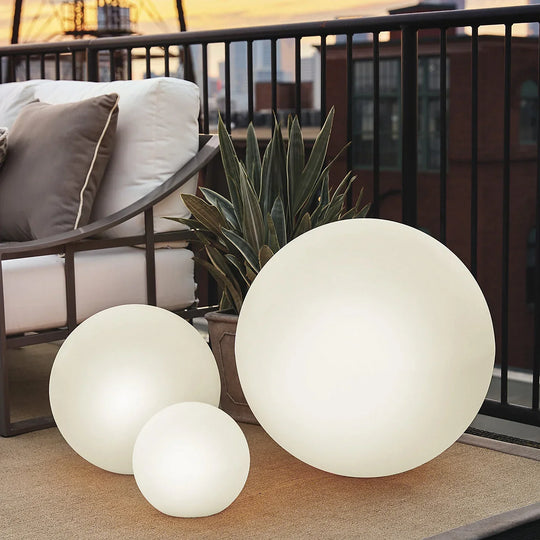 Lunora Sphere – Light That Lives in Your Garden