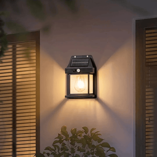 SolarNova – Light That Knows What You Need