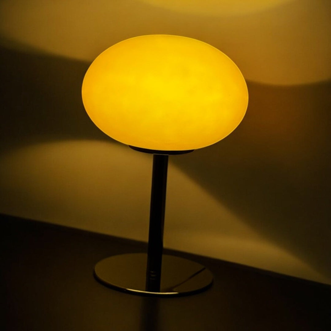 Lunaro – Light That Listens