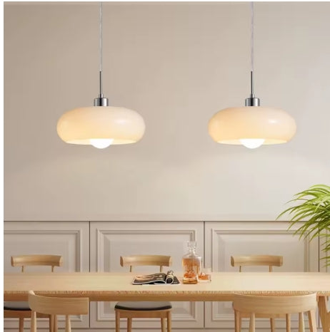 Lucira – Where Retro Meets Radiance