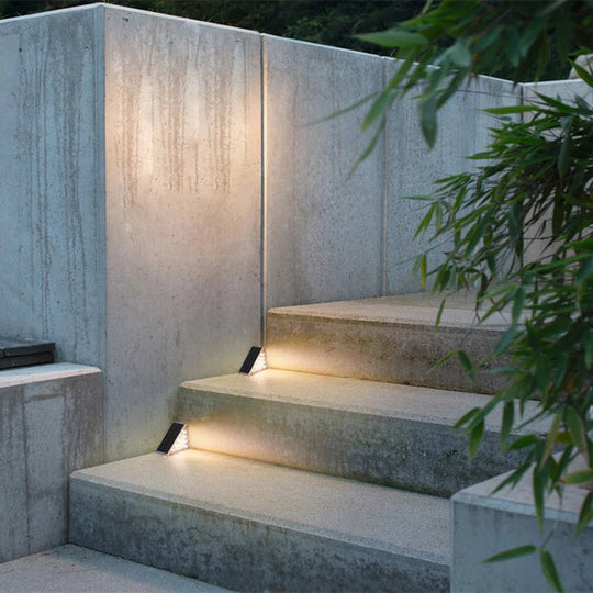 Solario – Light Your Outdoors, Effortlessly
